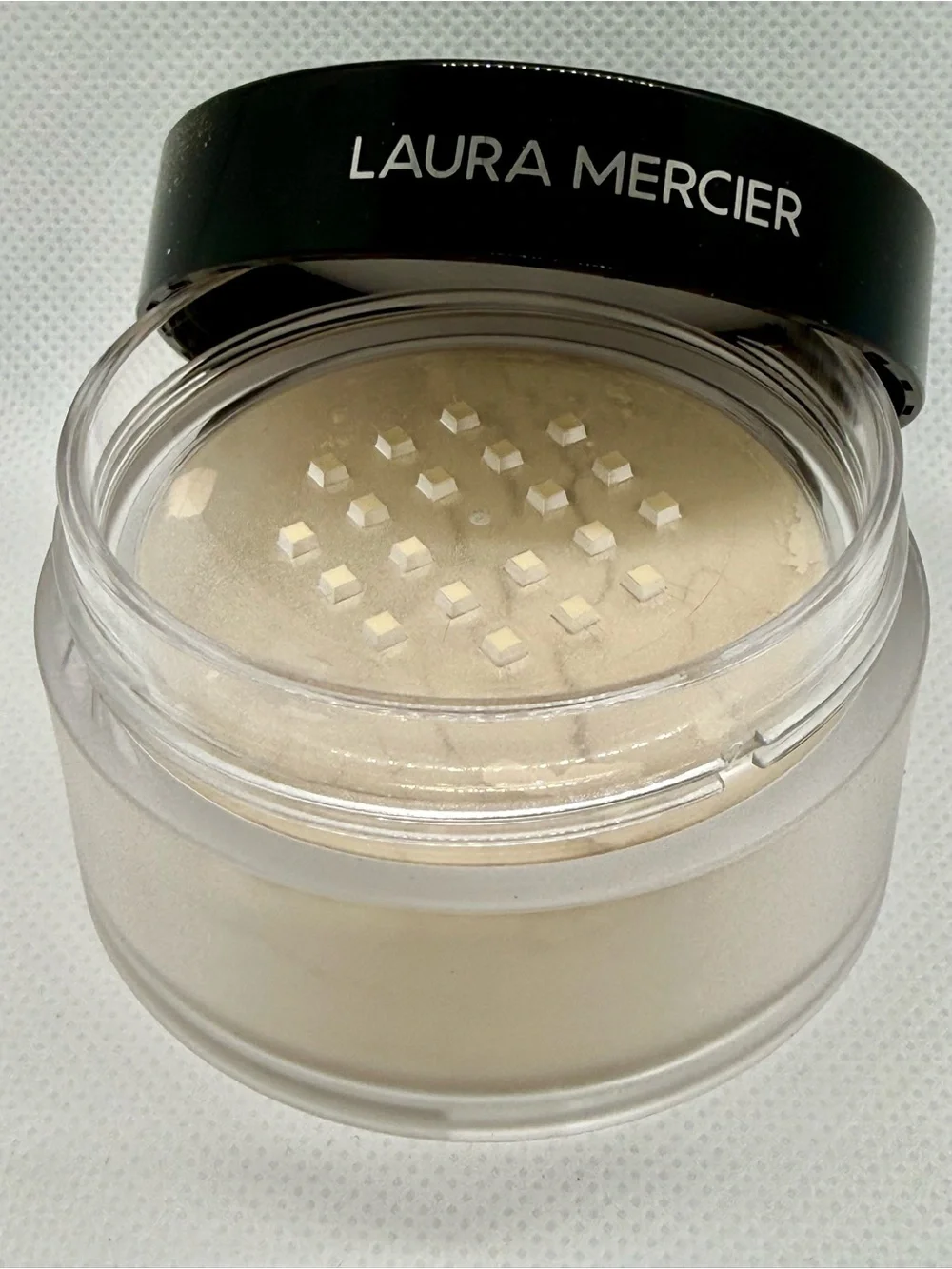 laura mercier Translucent Loose Setting Powder - NWB
